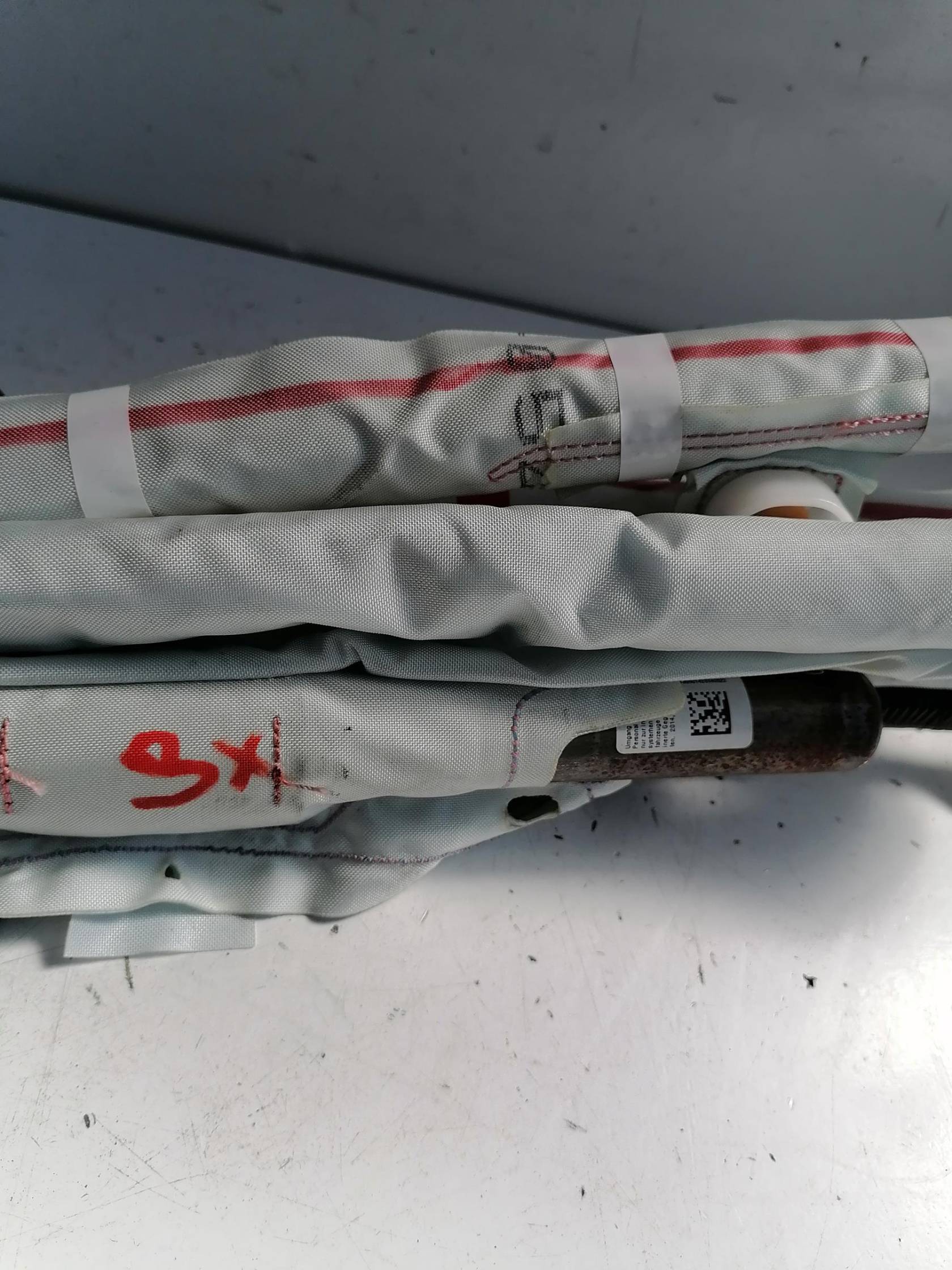 Dispositivo airbag a tendina sx.